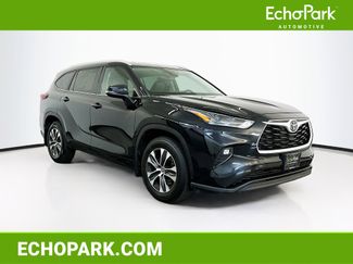 Used 2024 Toyota Highlander XLE video 1