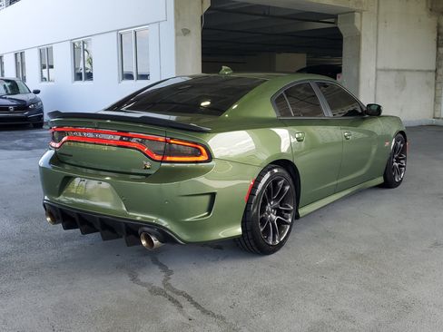 Used 2020 Dodge Charger Scat Pack RWD image 2