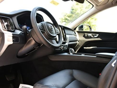 Certified 2024 Volvo XC60 B5 Core w/ Climate Package AWD/4WD image 15