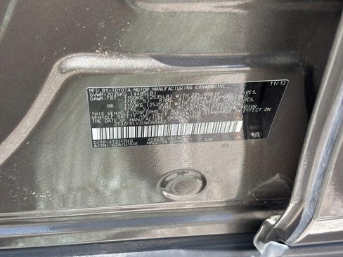 Used 2013 Toyota RAV4 LE FWD image 22