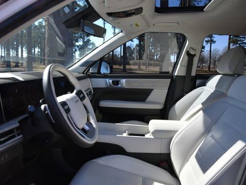 Used 2024 Hyundai Santa Fe Calligraphy image 21