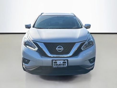 Used 2018 Nissan Murano SV w/ Premium Package AWD/4WD image 2