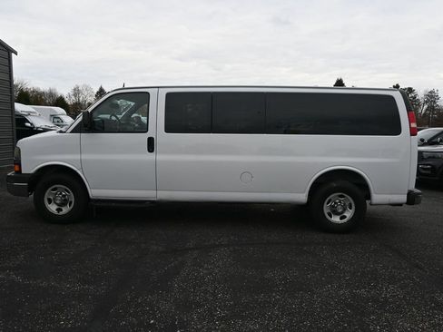 Used 2011 Chevrolet Express 3500 LT w/ LT Preferred Equipment Group RWD image 12