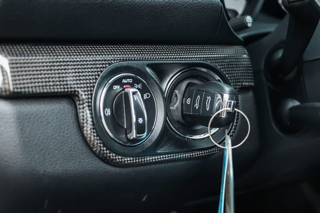 Used 2025 Porsche 718 Cayman S RWD image 23
