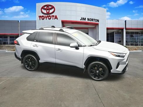 Used 2024 Toyota RAV4 SE AWD/4WD image 59
