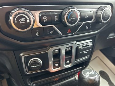 Used 2019 Jeep Wrangler Sport w/ Quick Order Package 28S image 20