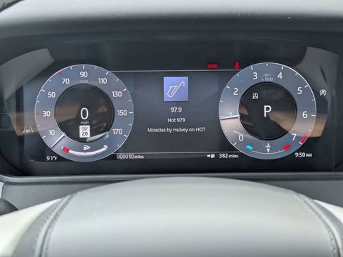 New 2026 Land Rover Range Rover Velar Belgravia AWD/4WD image 30