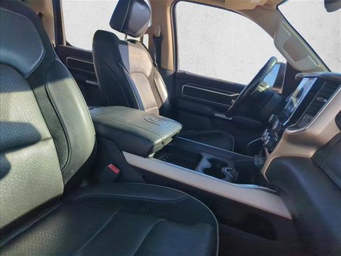 Used 2019 RAM 1500 Laramie image 19