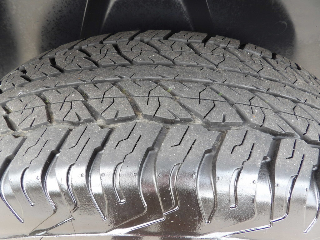 Used 2022 RAM 1500 Classic SLT RWD image 49