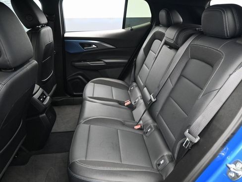 Used 2024 Chevrolet Equinox EV LT image 26