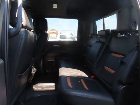 Used 2024 GMC Sierra 2500 AT4 w/ AT4 Premium Plus Package image 23