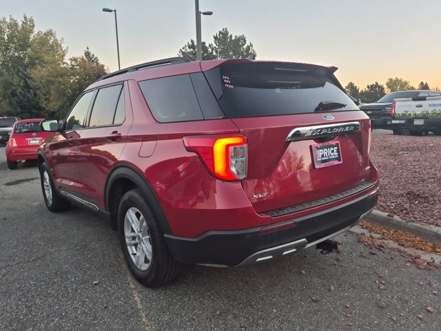 Used 2024 Ford Explorer XLT w/ Equipment Group 202A AWD/4WD image 7