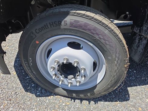 New 2024 Ford F450 XL image 30