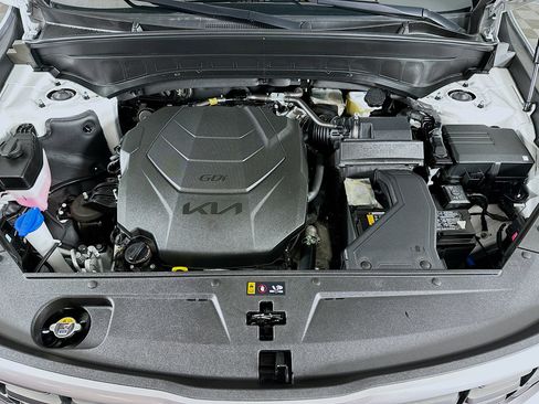 Used 2025 Kia Telluride S FWD image 36