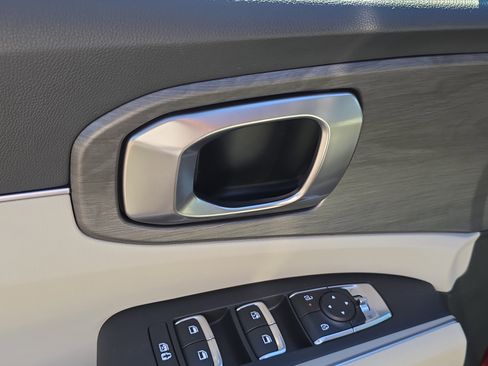 Certified 2024 Kia Sorento X-Line EX image 22