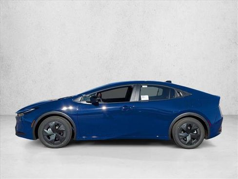 New 2026 Toyota Prius LE image 5