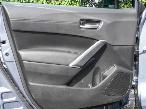 Used 2023 Toyota Corolla Cross XLE FWD image 20