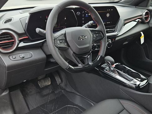 New 2026 Chevrolet Trax RS image 18