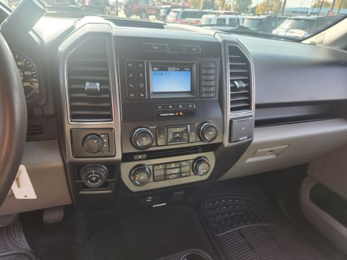 Used 2018 Ford F150 XLT w/ Trailer Tow Package AWD/4WD image 8
