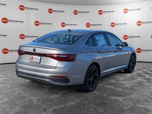 New 2026 Volkswagen Jetta SE image 5