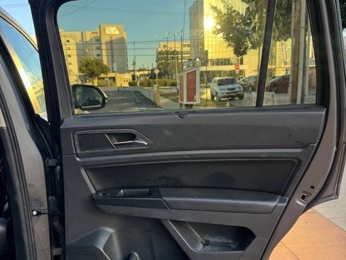 Used 2019 Volkswagen Atlas SE FWD image 20