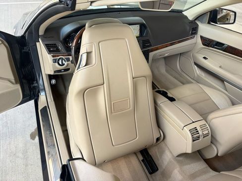 Used 2012 Mercedes-Benz E 350 Cabriolet image 23