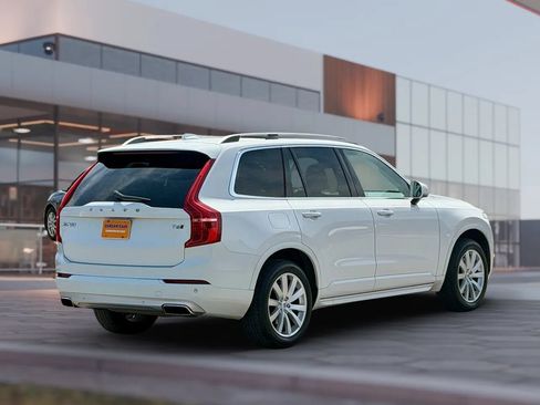 Used 2018 Volvo XC90 T6 Momentum w/ Momentum Plus Package AWD/4WD image 11