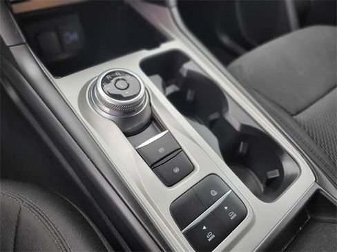 Certified 2022 Ford Explorer XLT image 30