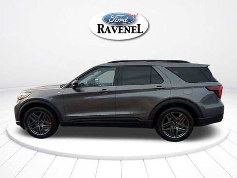 New 2026 Ford Explorer ST-Line w/ ST-Line Street Pack image 7