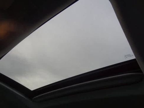 Used 2022 Toyota Highlander XLE image 8