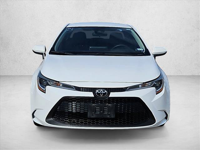 Used 2021 Toyota Corolla LE FWD image 2