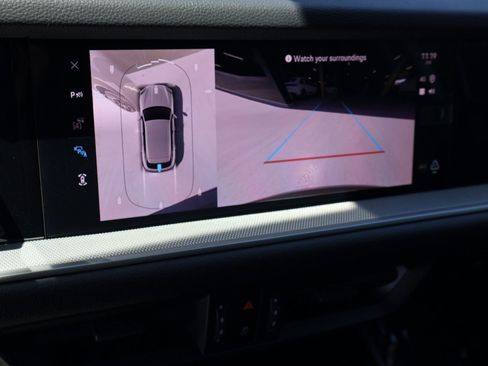 Certified 2025 Porsche Cayenne E-Hybrid AWD/4WD image 19