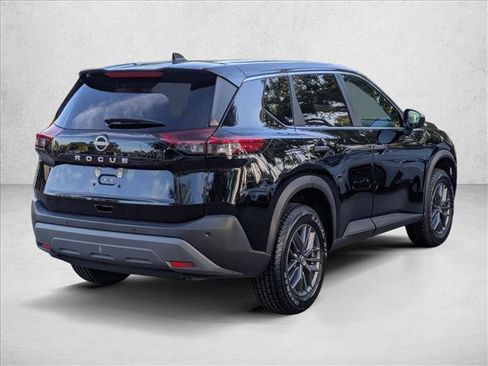 Used 2023 Nissan Rogue S FWD image 4