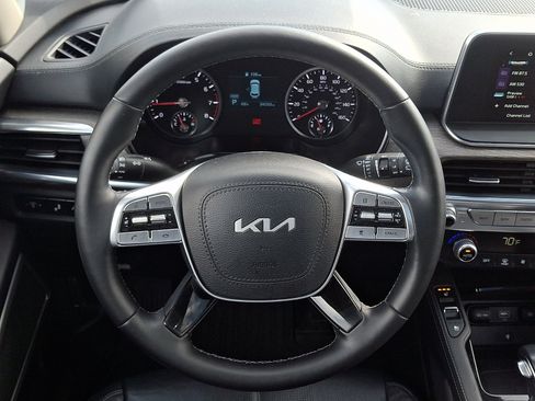 Used 2022 Kia Telluride EX w/ EX Premium Package AWD/4WD image 15