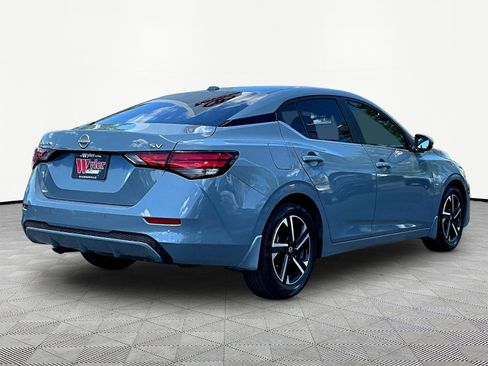 Used 2024 Nissan Sentra SV FWD image 6