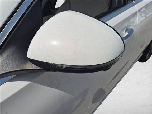 Used 2022 Mercedes-Benz C 300 Sedan image 10