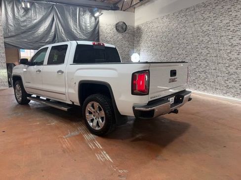 Used 2018 GMC Sierra 1500 SLT AWD/4WD image 5