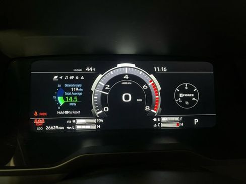 Used 2023 Toyota Tundra Platinum AWD/4WD image 15