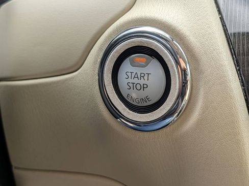 Used 2019 INFINITI QX60 Luxe w/ Essential Package FWD image 19