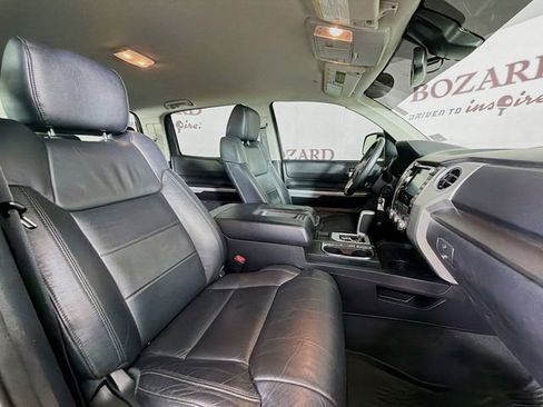 Used 2020 Toyota Tundra SR5 w/ SR5 Leather Package AWD/4WD image 31