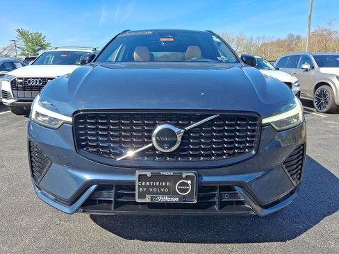 Certified 2024 Volvo XC60 B5 Ultimate w/ Protection Package Premier AWD/4WD image 2