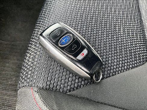 Used 2019 Subaru Impreza 2.0i Sport image 9