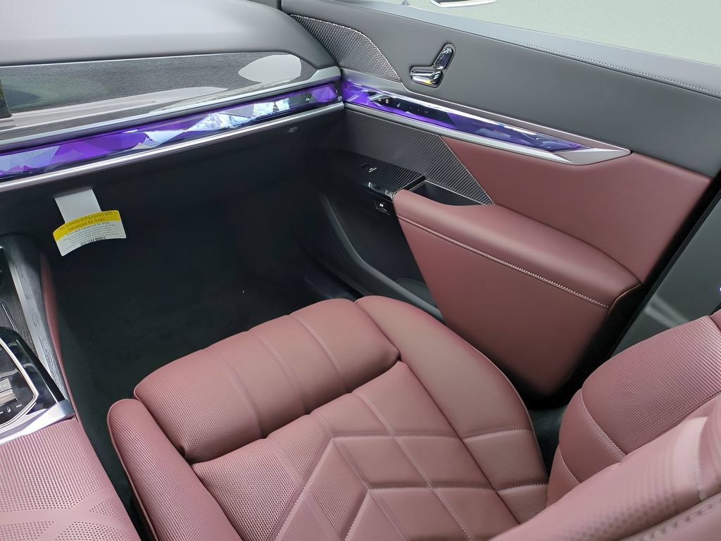 New 2026 BMW i7 eDrive50 w/ Executive Package RWD image 16