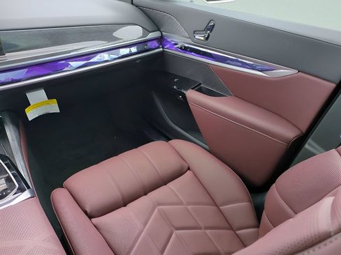 New 2026 BMW i7 eDrive50 w/ Executive Package RWD image 16