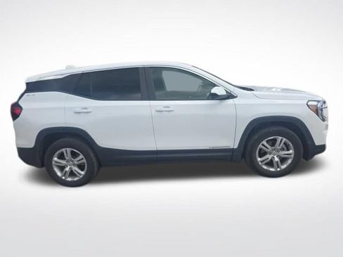 Used 2024 GMC Terrain SLE AWD/4WD image 8