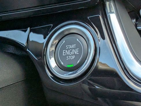 New 2026 Chevrolet Trax RS w/ Driver Confidence Package image 21