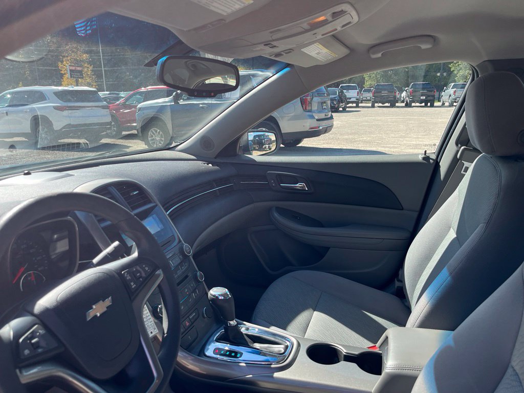 Used 2013 Chevrolet Malibu LS w/ Protection Package FWD image 19