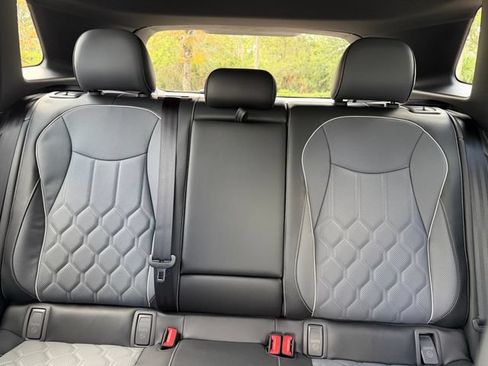 New 2026 Volkswagen Tiguan SEL R-Line AWD/4WD image 33