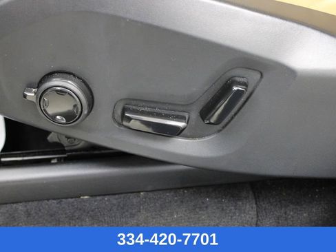 Certified 2023 Volvo XC90 T8 Ultimate w/ Protection Package Premier image 30