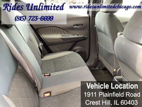 Used 2019 Nissan Kicks SV FWD image 25